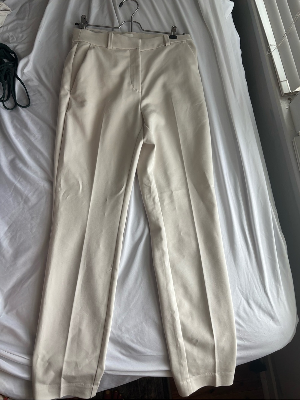 H&M Off-White Straight Leg Ankle Length Dress Pants